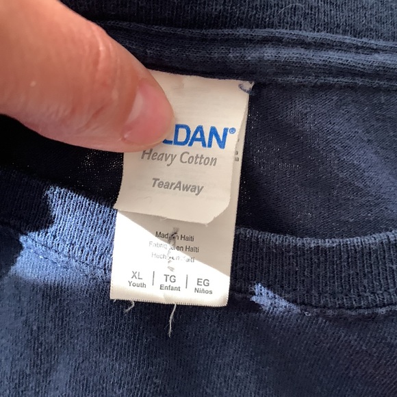 University of Virginia youth size XL t-shirt. - Picture 2 of 2